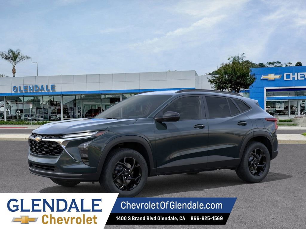 New 2026 Chevrolet Trax LT w/ Driver Confidence Package image 2