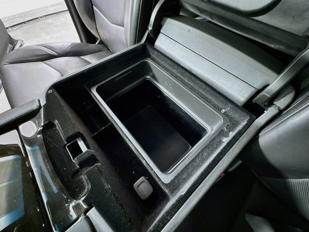 Used 2020 Cadillac Escalade ESV Platinum RWD image 56