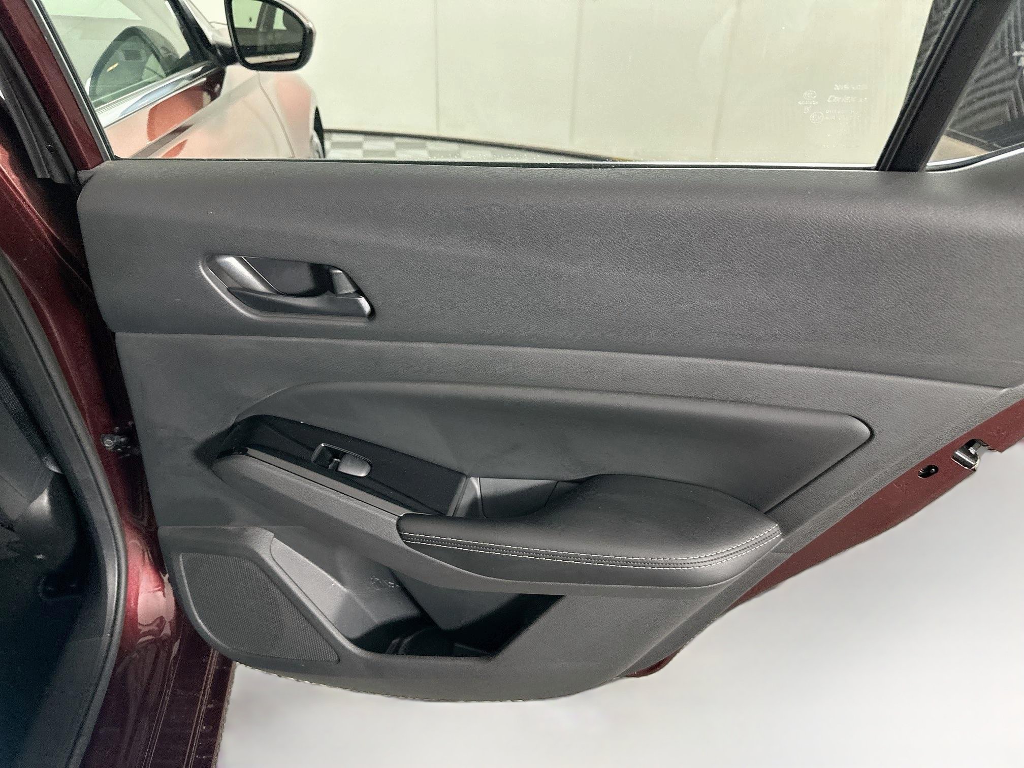 Used 2023 Nissan Altima 2.5 SV FWD image 28