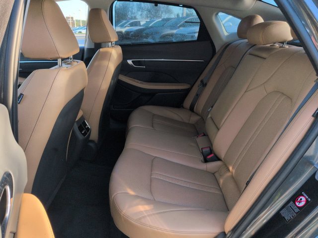 Used 2023 Hyundai Sonata Limited FWD image 13