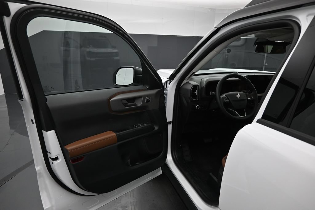 New 2026 Ford Bronco Sport Outer Banks w/ Outer Banks Tech Package+ AWD/4WD image 8