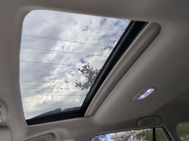 Used 2025 Subaru Outback Limited image 22