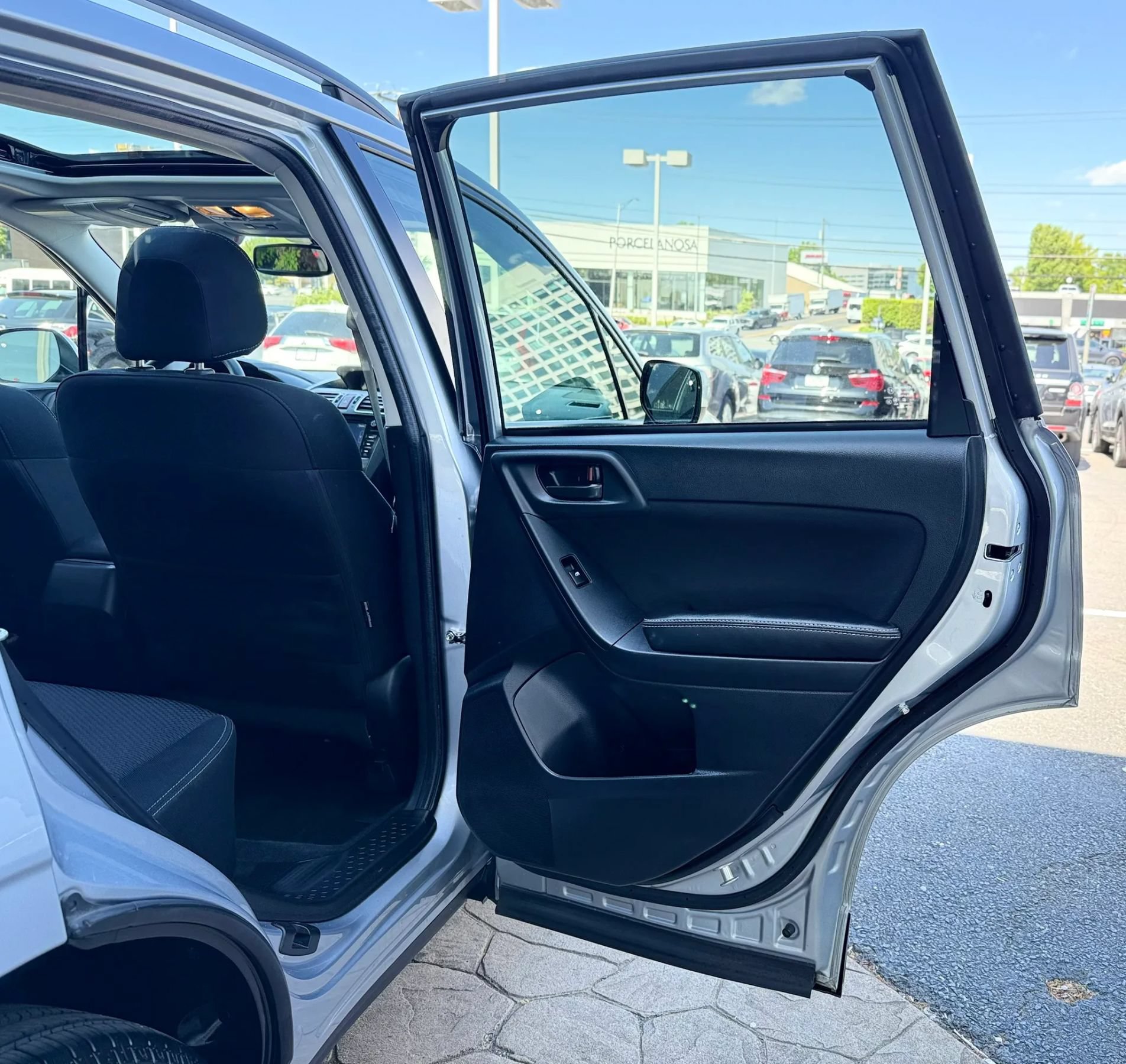 Used 2016 Subaru Forester 2.5i Premium AWD/4WD image 28
