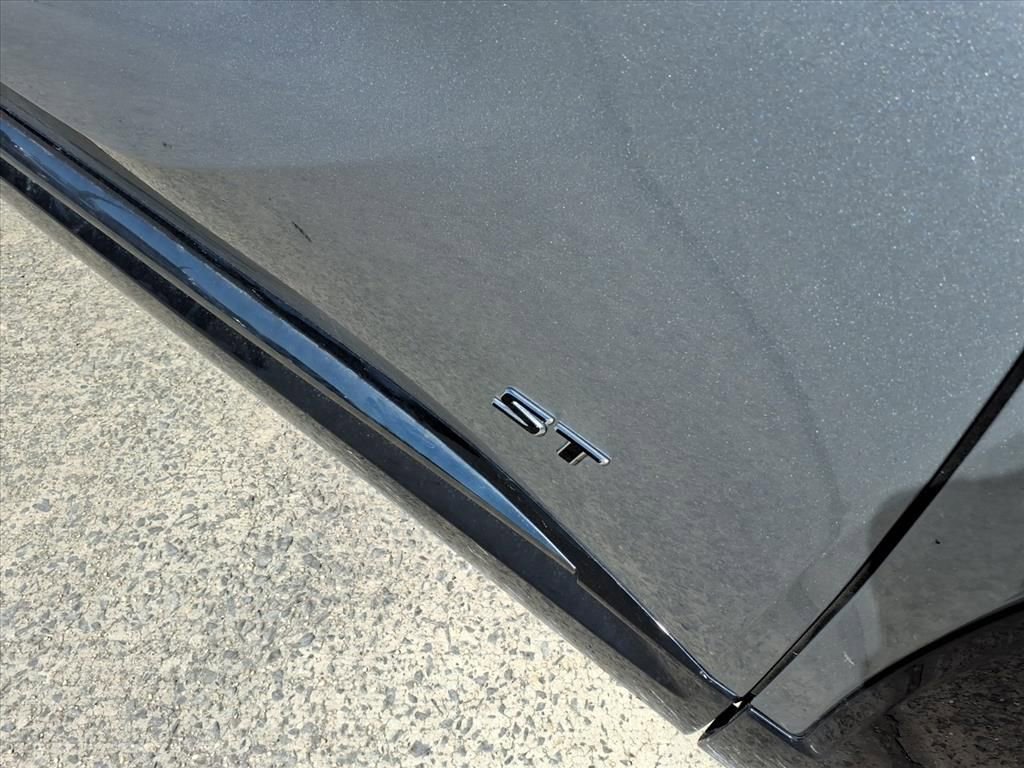 New 2026 Buick Envision Sport Touring image 10