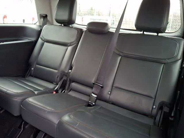 Used 2025 Ford Expedition Active image 9