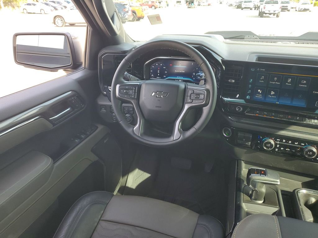 Used 2024 Chevrolet Silverado 1500 ZR2 w/ Technology Package image 15