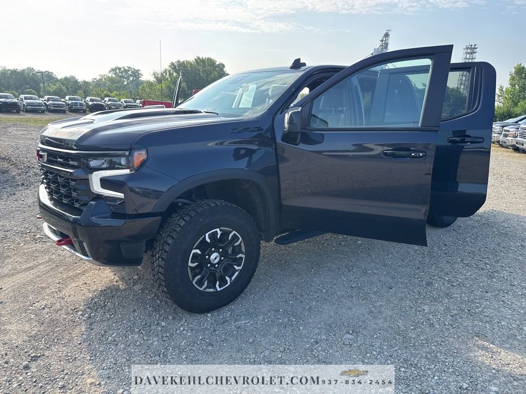 Certified 2023 Chevrolet Silverado 1500 ZR2 image 32
