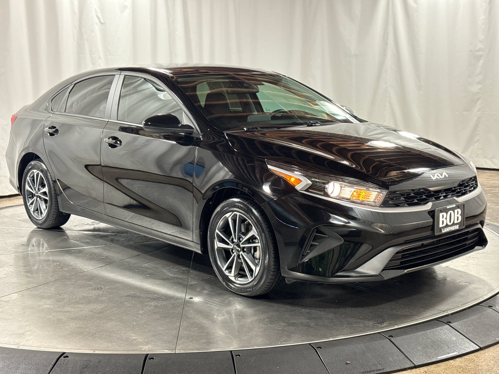 Used 2024 Kia Forte LXS FWD image 7