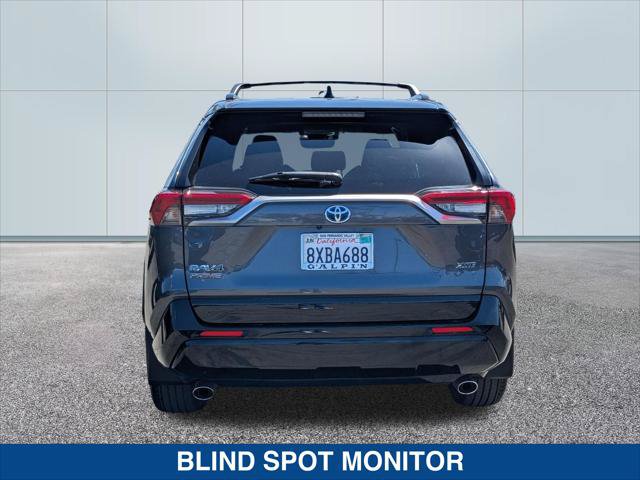 Used 2021 Toyota RAV4 XSE w/ Weather Package AWD/4WD image 4