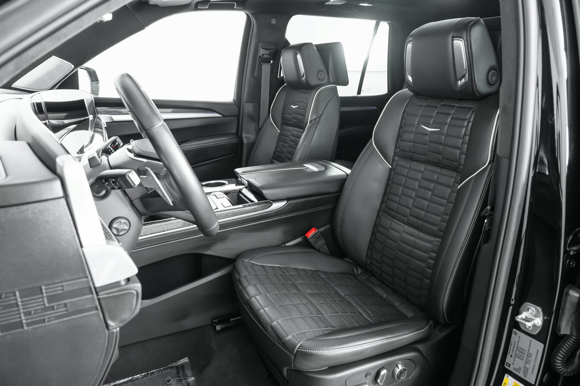 Used 2025 Cadillac Escalade V w/ LPO, Floor Liner Package AWD/4WD image 13