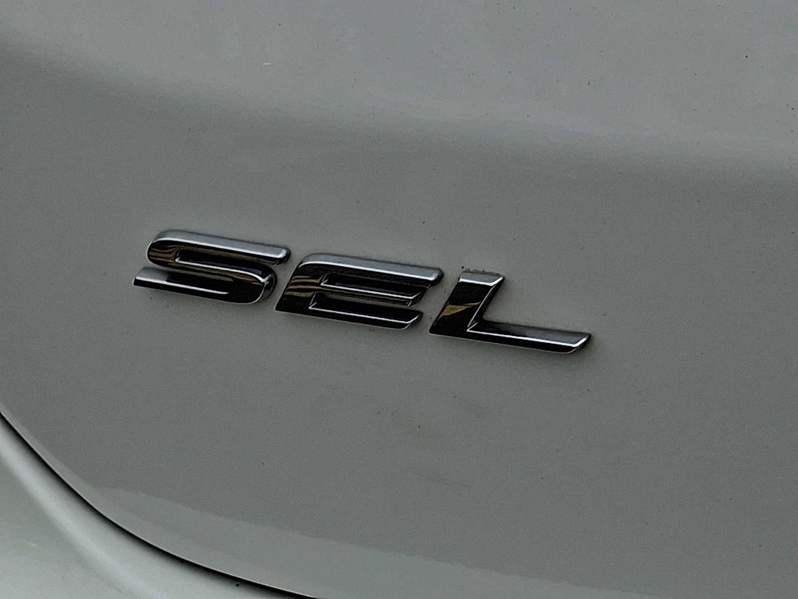 Used 2022 Ford Edge SEL w/ Convenience Package image 30