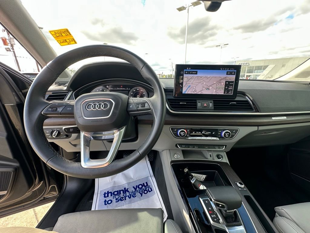 Used 2025 Audi Q5 2.0T Premium Plus w/ Premium Plus Package AWD/4WD image 12