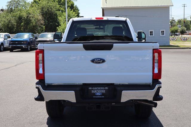 New 2025 Ford F350 XLT image 15