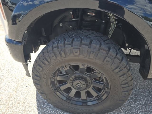 Used 2024 Ford F250 Platinum image 7