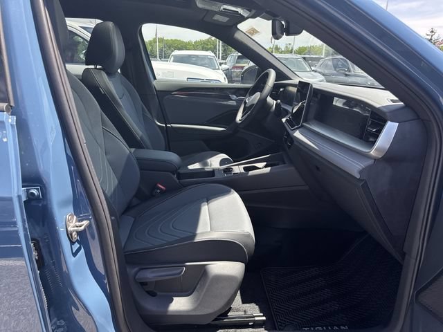 New 2026 Volkswagen Tiguan SE R-Line AWD/4WD image 28