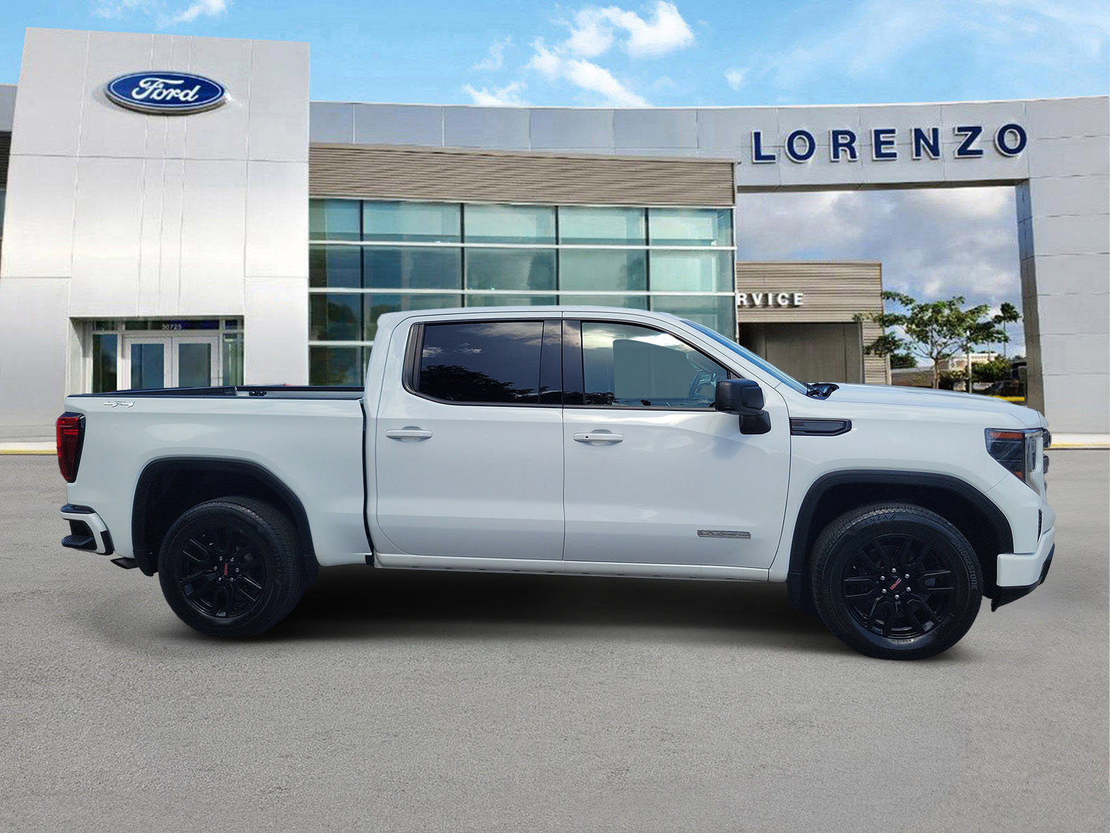 Used 2023 GMC Sierra 1500 Elevation AWD/4WD image 4