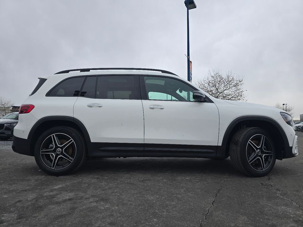 Certified 2025 Mercedes-Benz GLB 250 4MATIC image 18