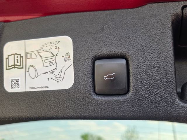 Used 2020 Ford Escape SEL AWD/4WD image 14