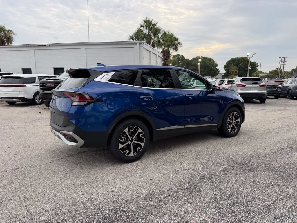 Certified 2024 Kia Sportage EX FWD image 5