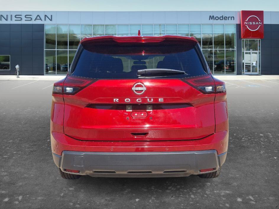 Certified 2025 Nissan Rogue SV FWD image 24