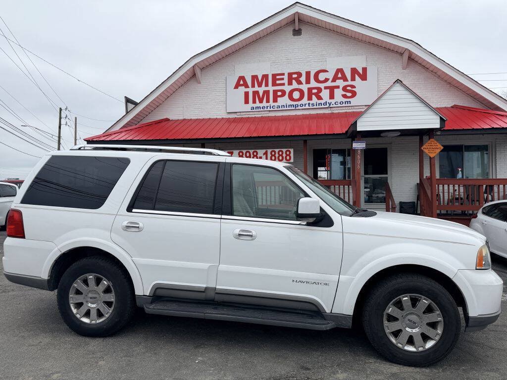 Used 2004 Lincoln Navigator Ultimate AWD/4WD image 1