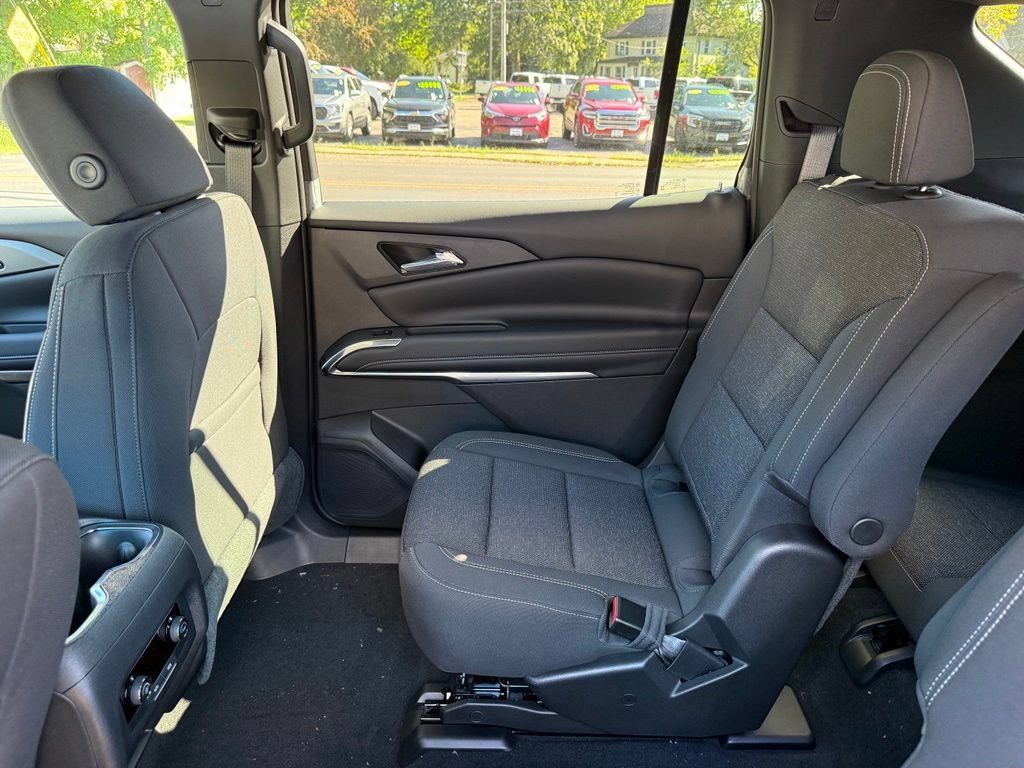 New 2027 Chevrolet Traverse LT AWD/4WD image 24