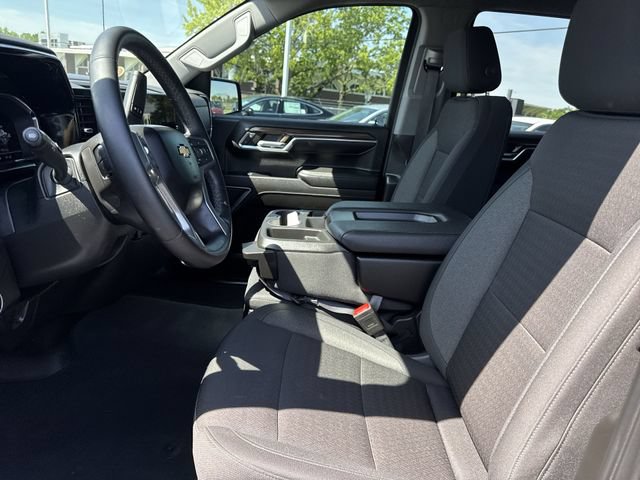 Used 2024 Chevrolet Silverado 1500 LT AWD/4WD image 19