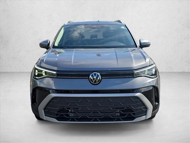 New 2025 Volkswagen Taos SE image 8