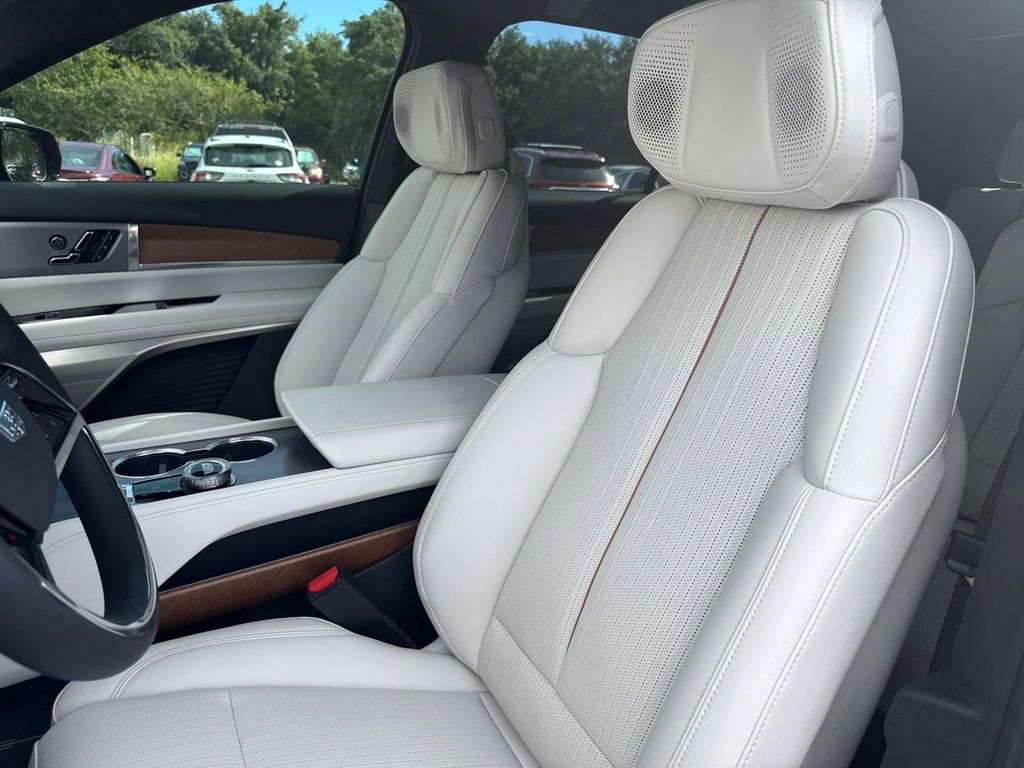 New 2026 Cadillac Vistiq Luxury image 20