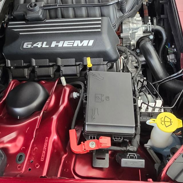 Used 2023 Chrysler 300 C RWD image 30