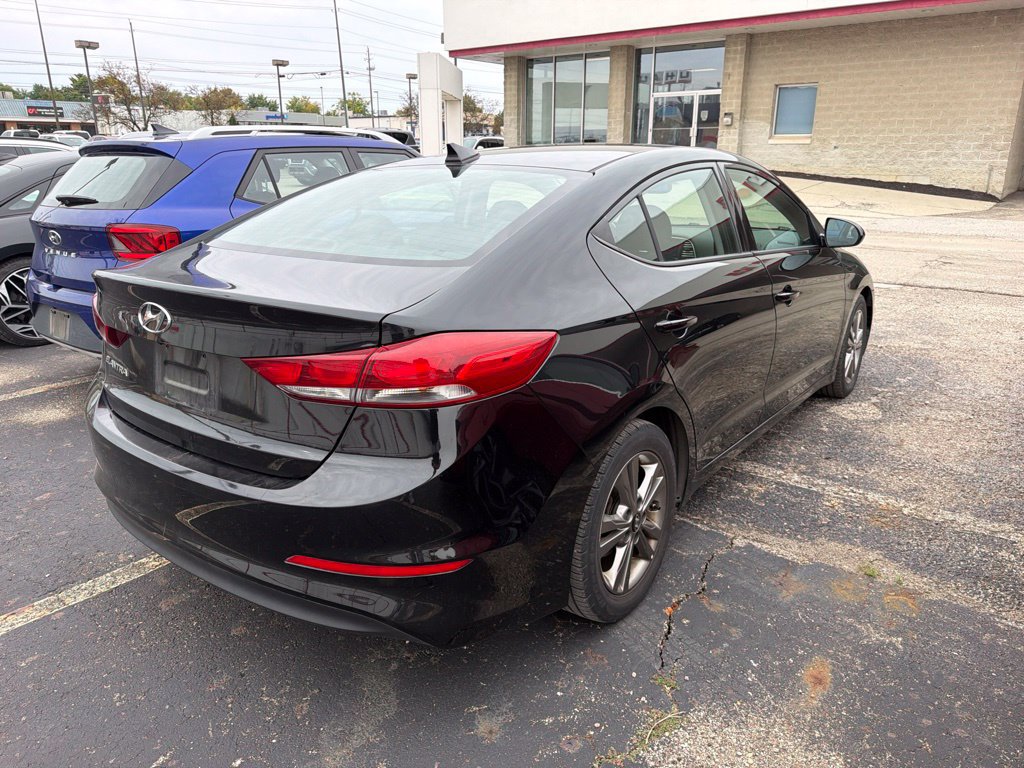 Used 2018 Hyundai Elantra Value Edition w/ Cargo Package FWD image 4