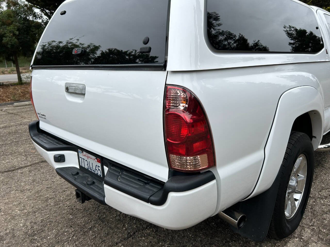 Used 2005 Toyota Tacoma PreRunner image 18