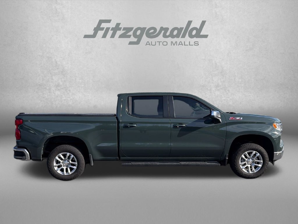 Used 2025 Chevrolet Silverado 1500 LT w/ Z71 Off-Road Package AWD/4WD image 9