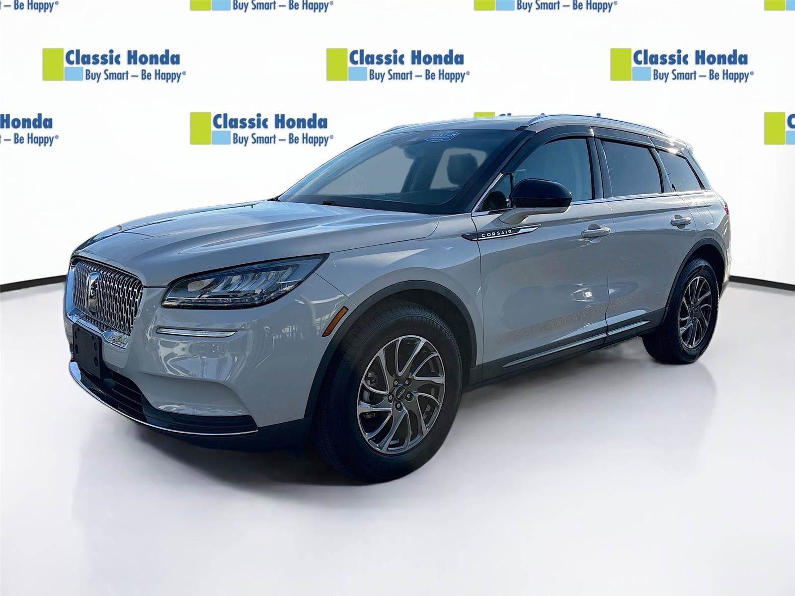 Used 2021 Lincoln Corsair Standard w/ Towing Package I image 3