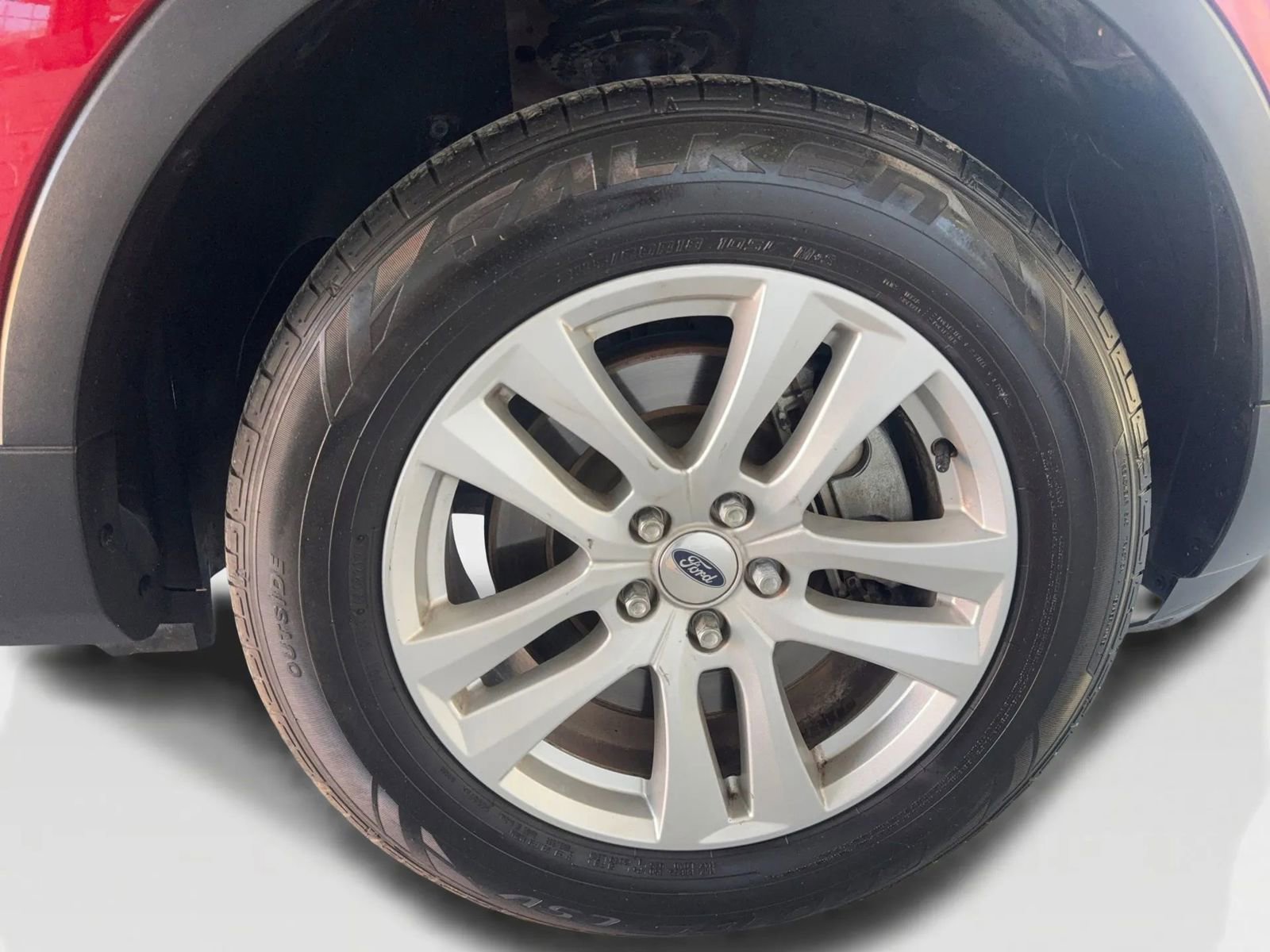 Used 2018 Ford Explorer XLT w/ Equipment Group 201A image 14