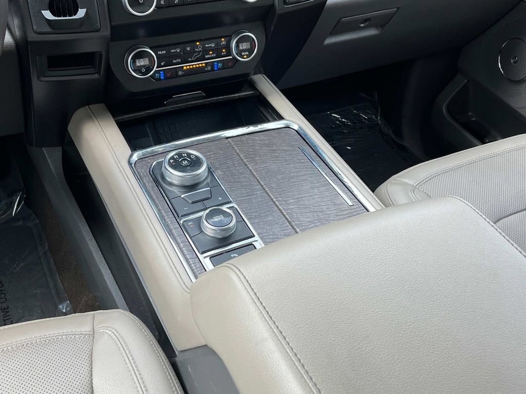 Used 2021 Ford Expedition Max Limited image 14