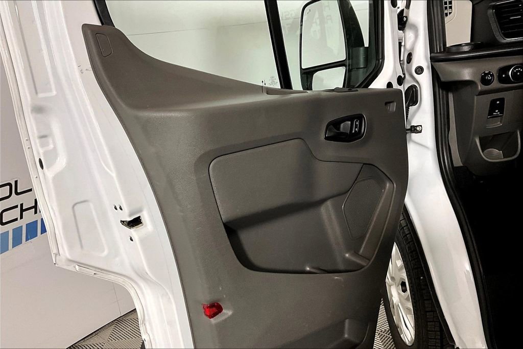 Certified 2024 Ford Transit 350 XLT image 18