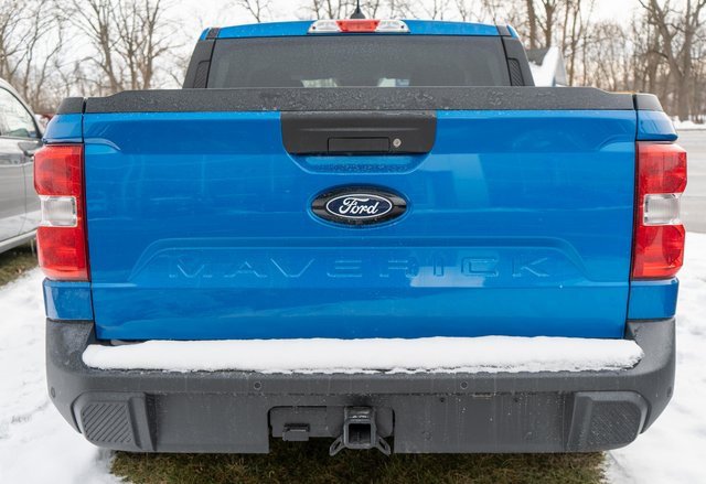 New 2025 Ford Maverick XLT w/ XLT Luxury Package image 5