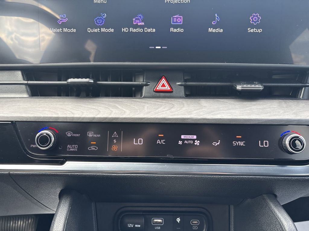 Used 2023 Kia Sportage X-Line w/ X-Line Premium Package image 17