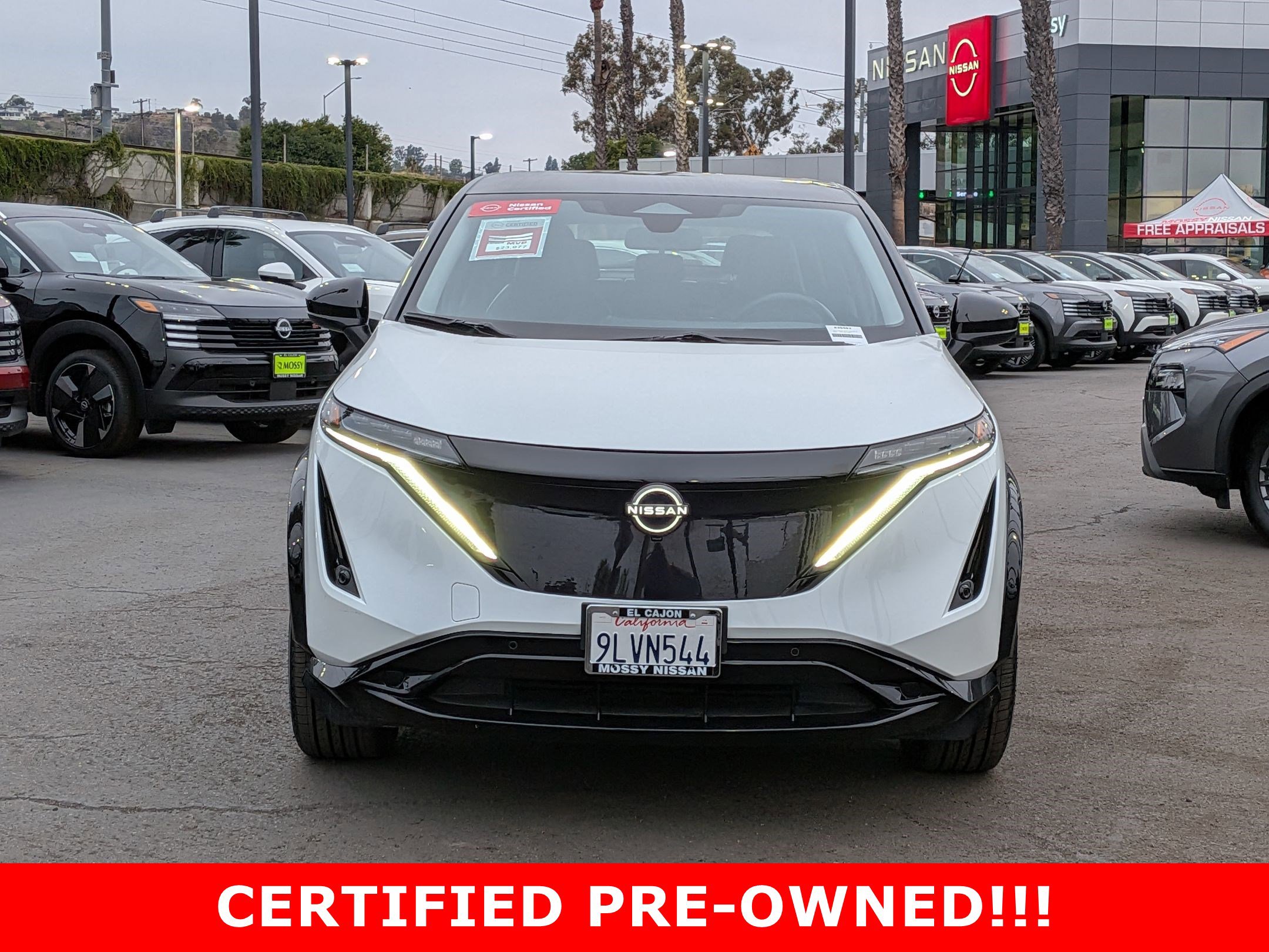 Certified 2024 Nissan Ariya FWD image 3