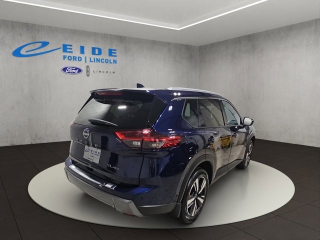 Used 2024 Nissan Rogue SL w/ SL Premium Package image 6