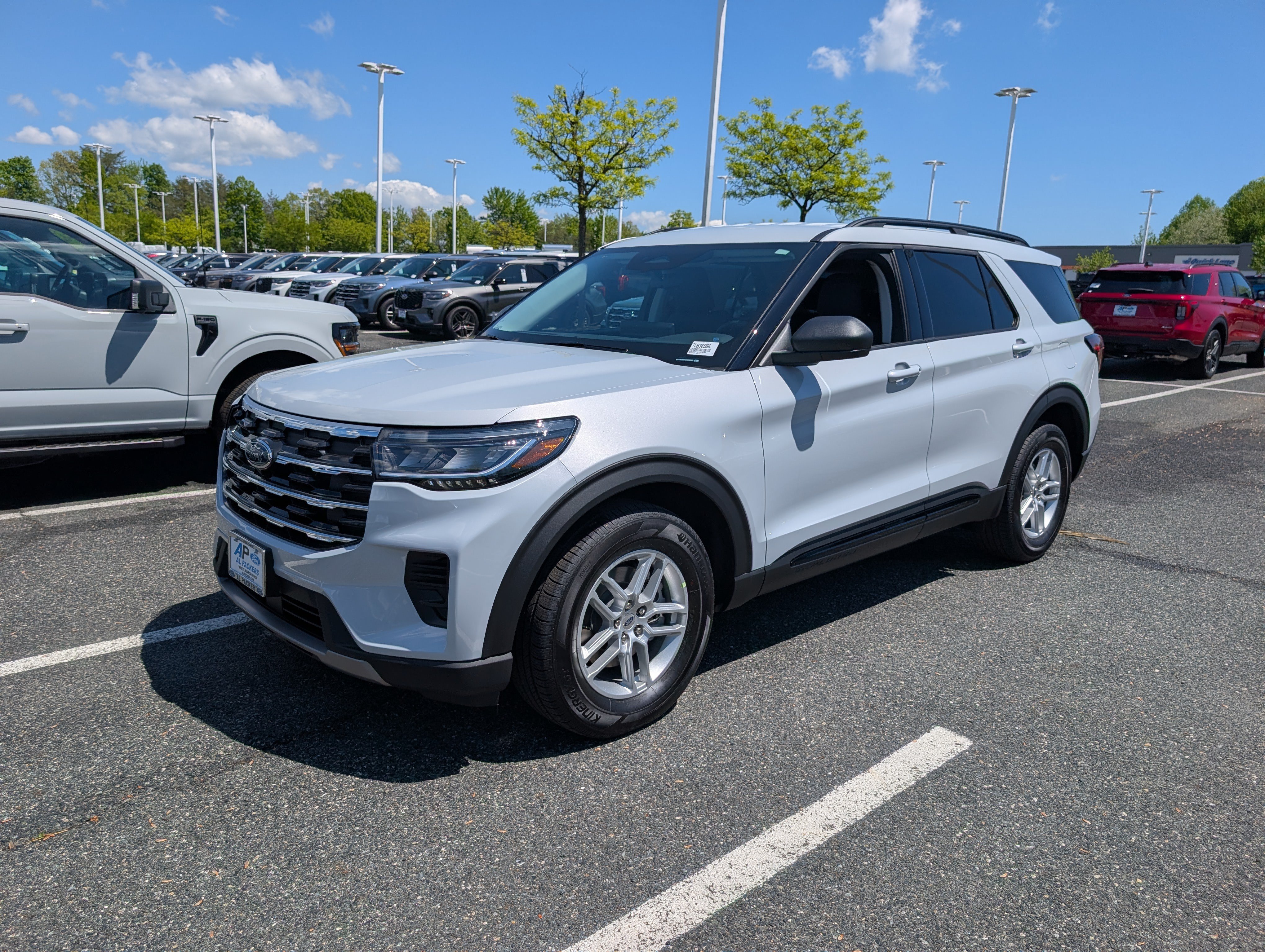 New 2026 Ford Explorer Active AWD/4WD image 4