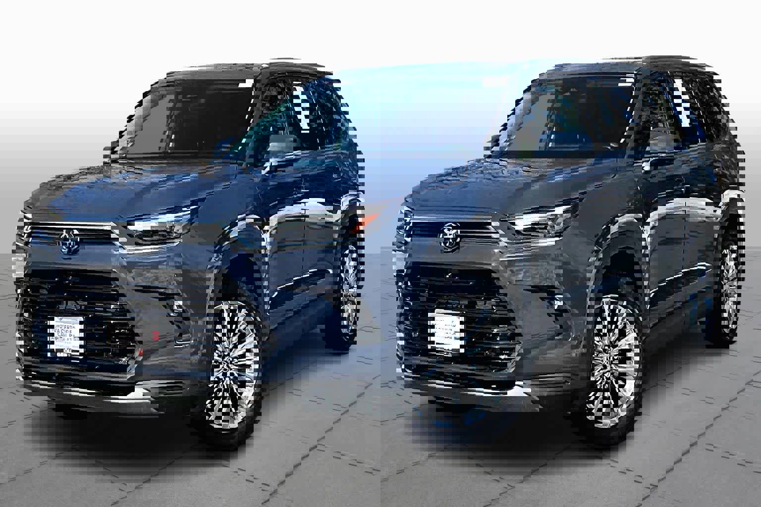 Certified 2024 Toyota Grand Highlander Platinum image 2