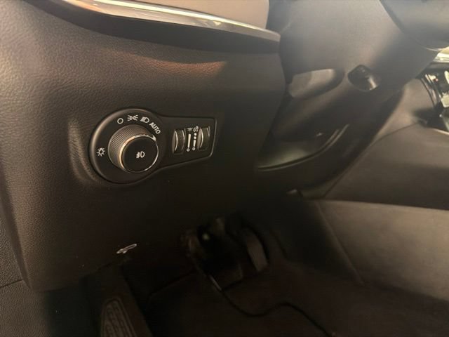 Used 2024 Jeep Compass Limited AWD/4WD image 18