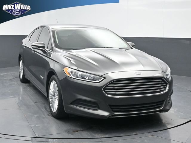 Used 2016 Ford Fusion SE