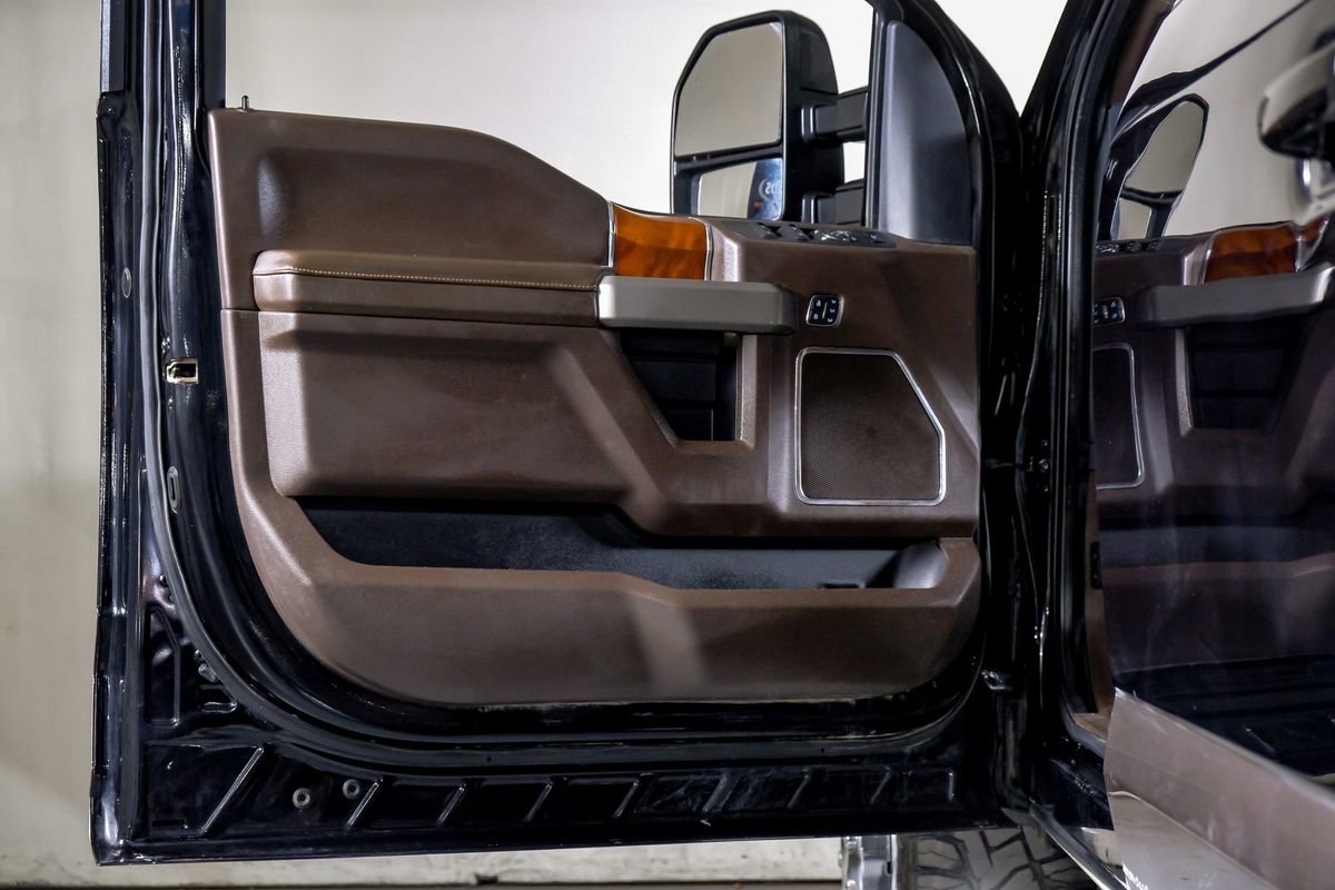 Used 2022 Ford F350 King Ranch image 33