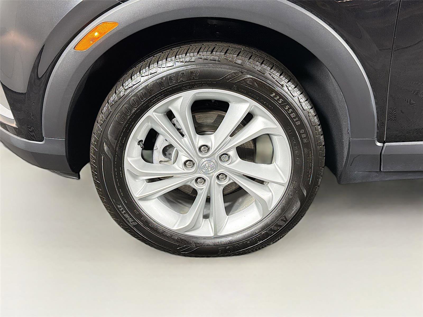 Used 2023 Buick Encore GX Preferred w/ Cold Weather Comfort Package image 29