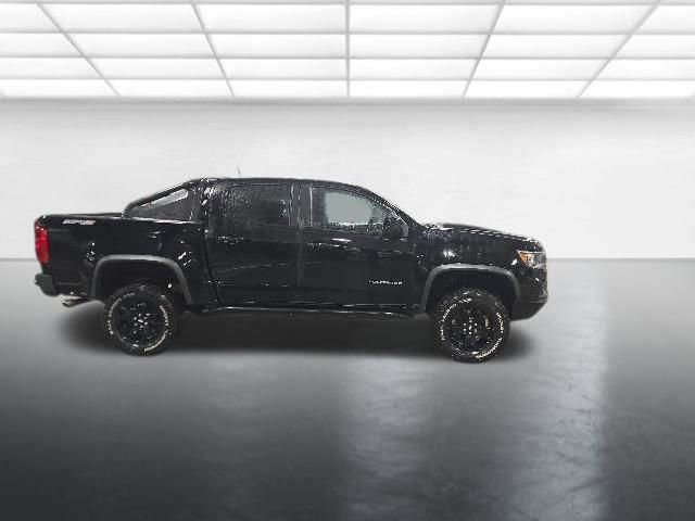 Used 2021 Chevrolet Colorado ZR2 w/ ZR2 Midnight Special Edition AWD/4WD image 3