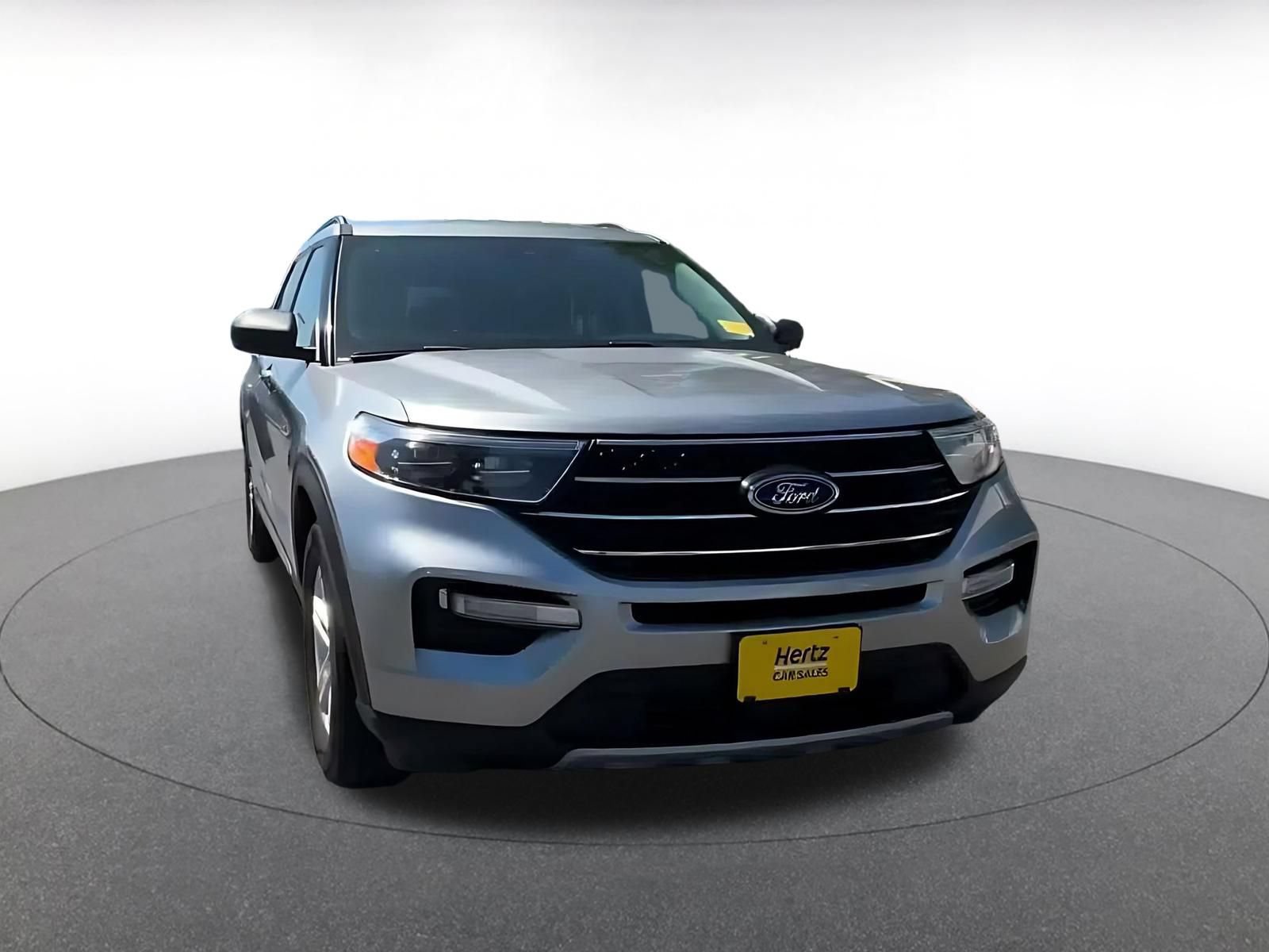 Used 2024 Ford Explorer XLT w/ Equipment Group 202A RWD video 2