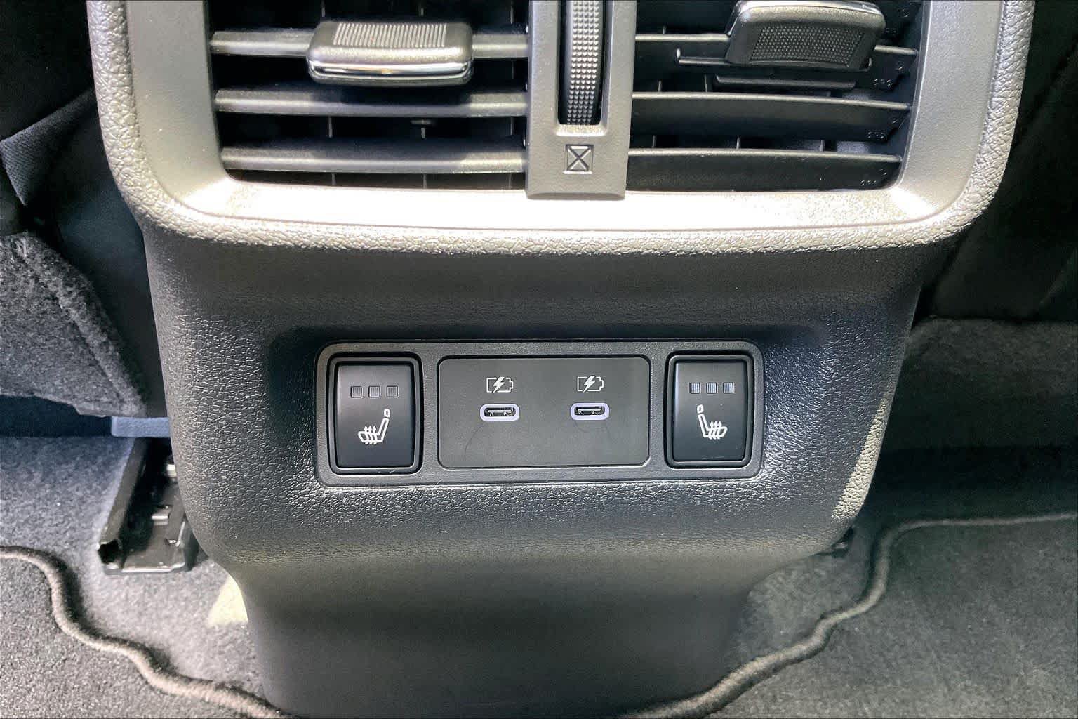 Used 2025 Nissan Murano Platinum w/ Cargo Package AWD/4WD image 32